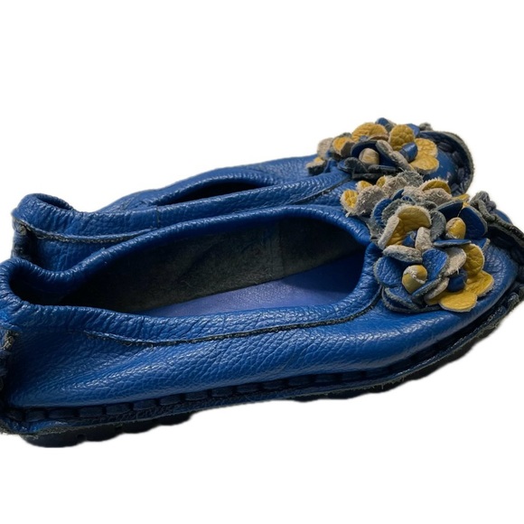 Women’s Leather  Blue and Yellow Floral Flats 7.5 - Picture 7 of 9